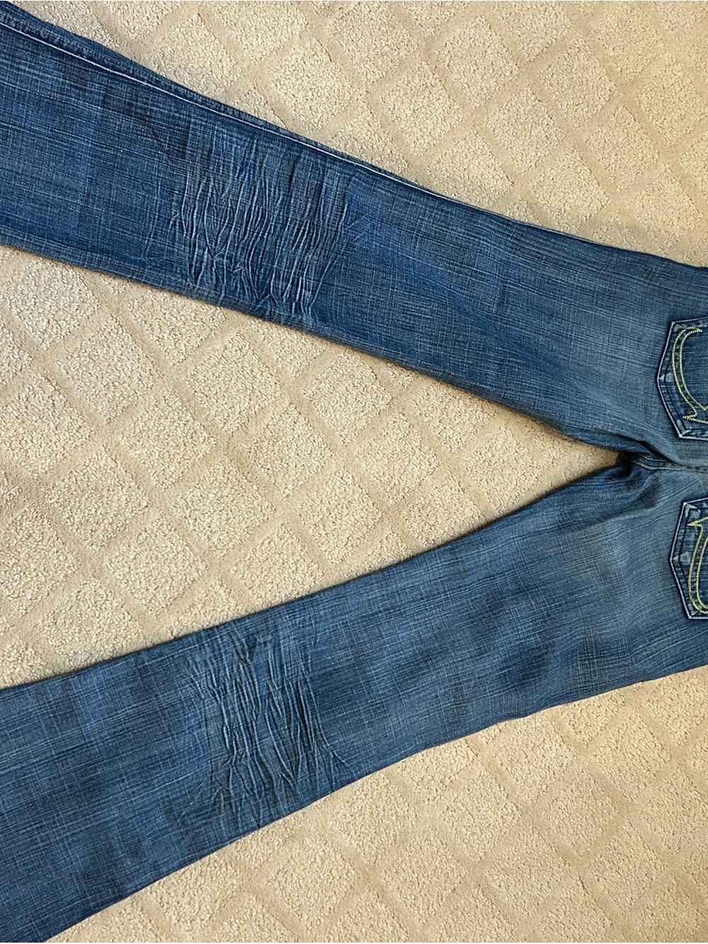 Rock & Republic Medium Blue Bootcut Jeans with Fading